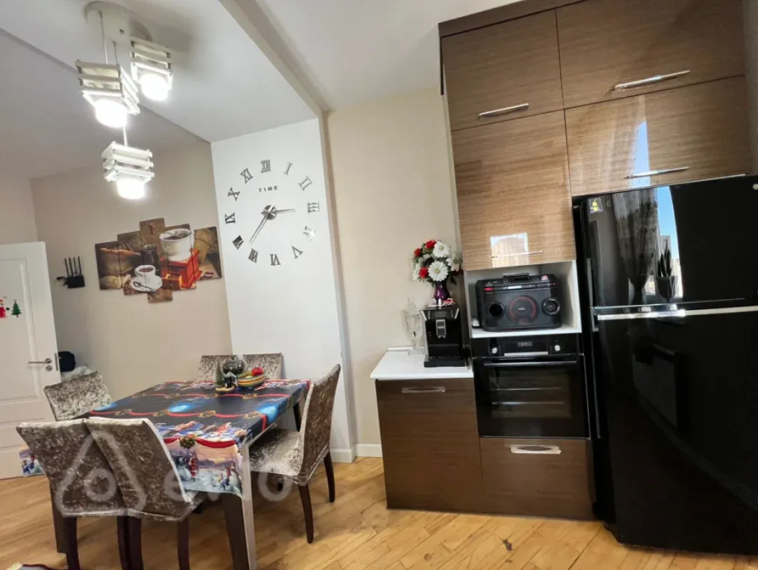 Satılır 3 otaqlı yeni tikili 135 m²