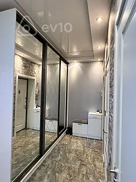 Satılır 3 otaqlı yeni tikili 135 m²