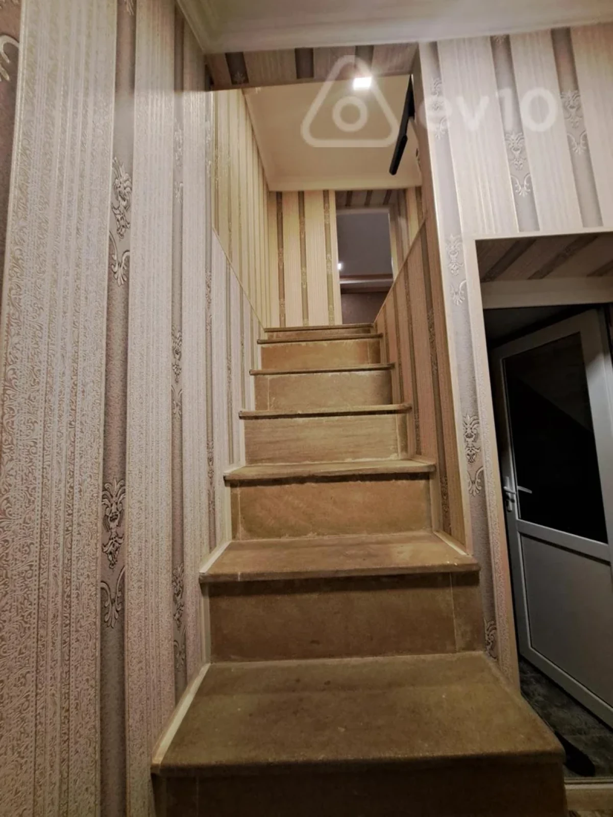 Kirayə verilir 2 otaqlı həyət evi 61 m²