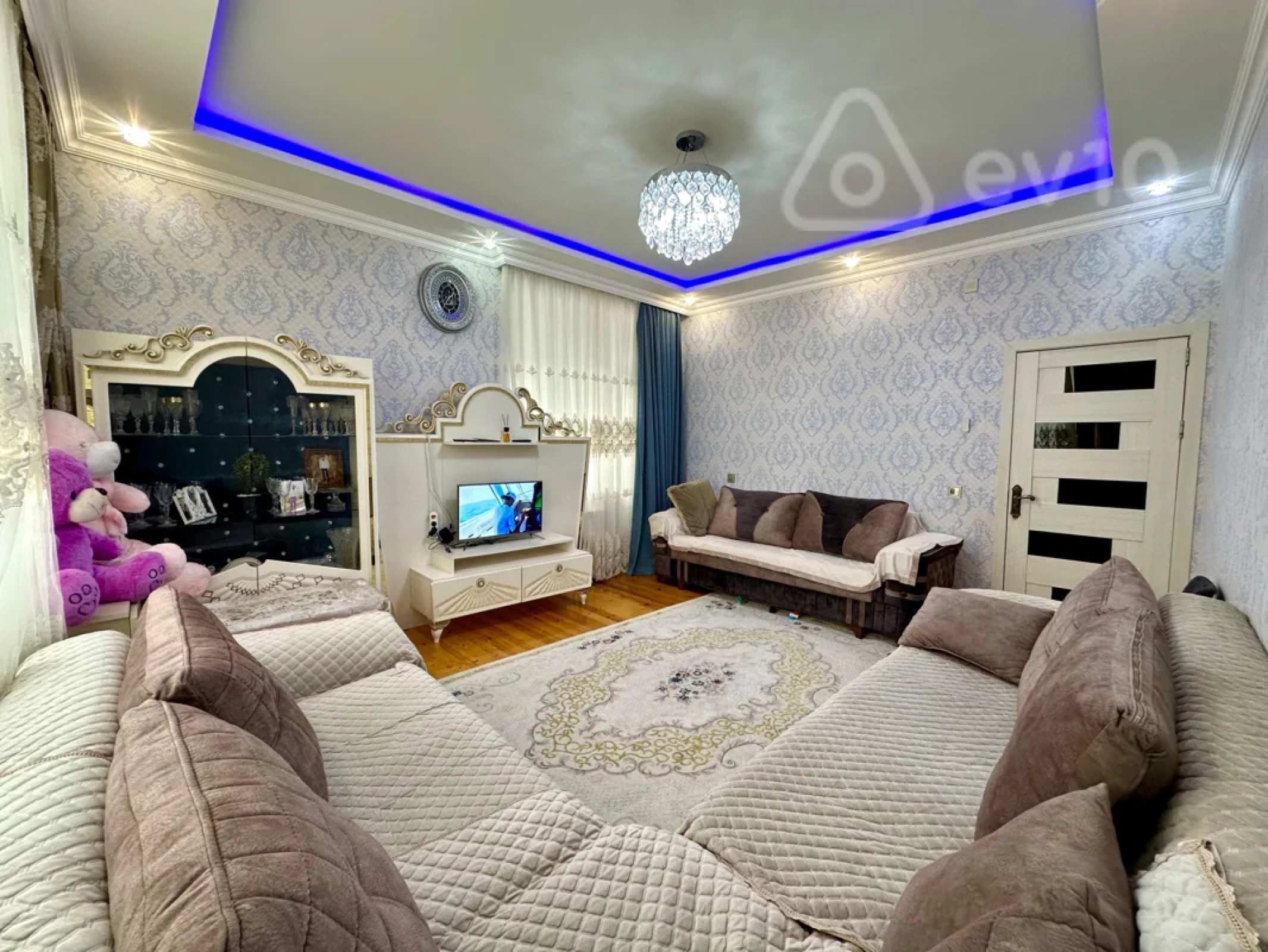 Satılır 3 otaqlı yeni tikili 105 m²