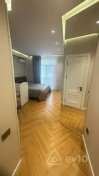 Satılır 3 otaqlı yeni tikili 160 m²