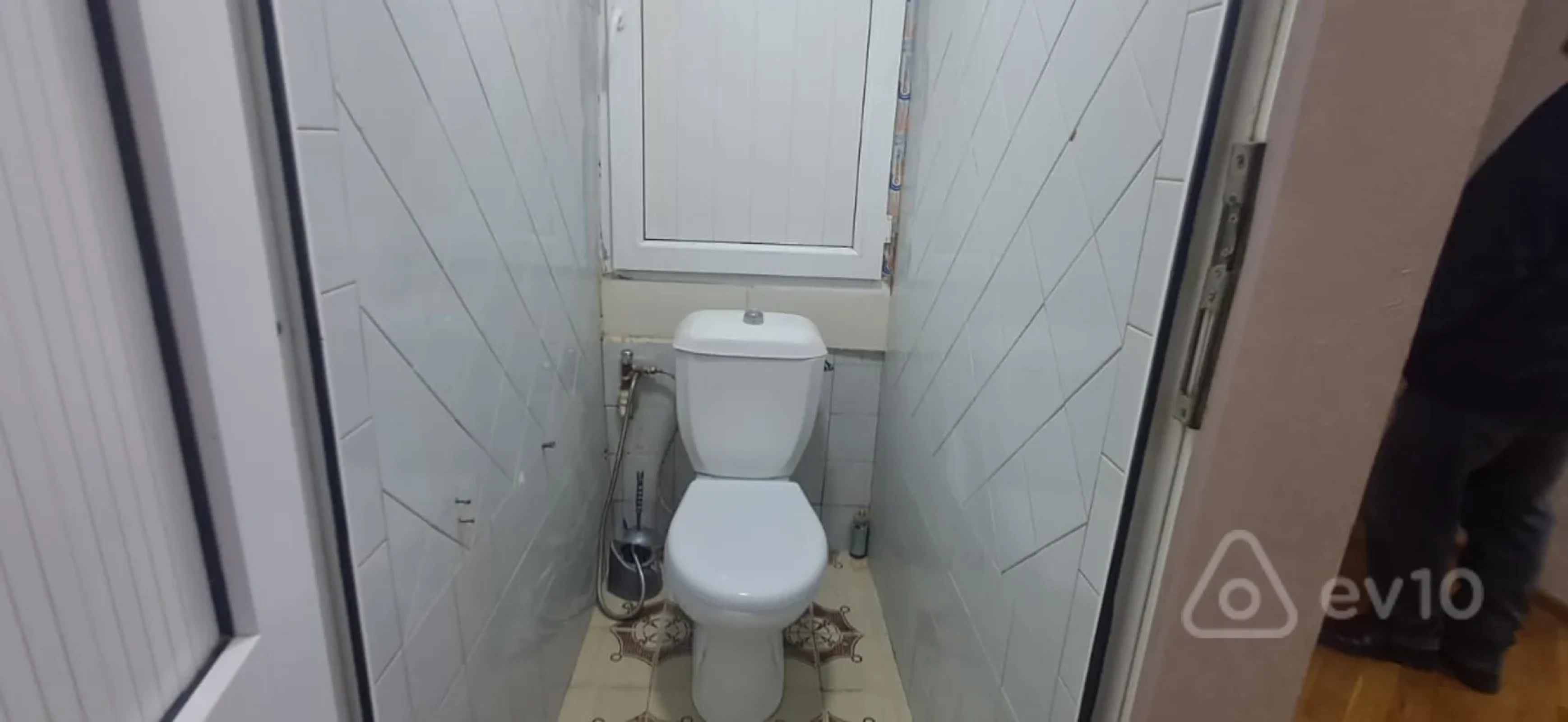 Kirayə verilir 3 otaqlı köhnə tikili 90 m²