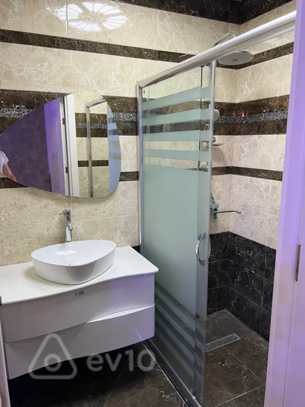 Kirayə verilir 3 otaqlı yeni tikili 105 m²