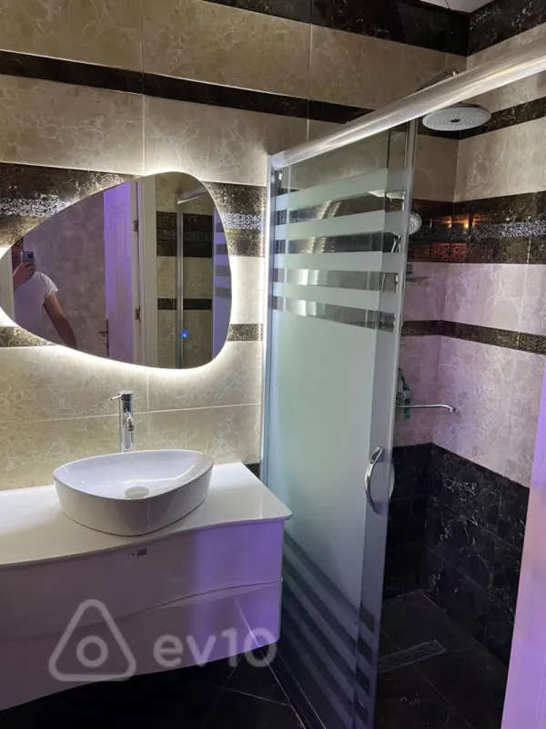 Kirayə verilir 3 otaqlı yeni tikili 105 m²