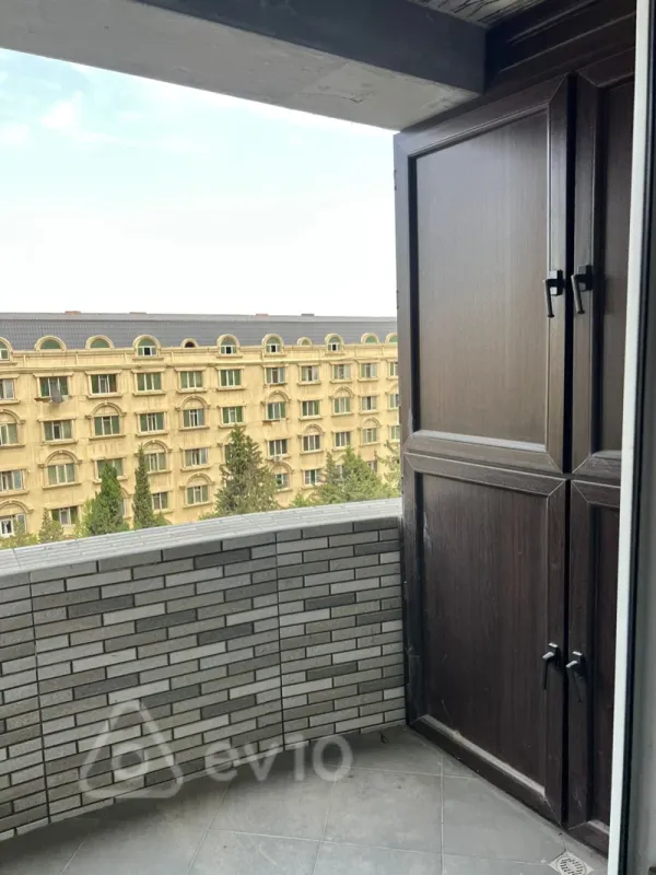 Kirayə verilir 3 otaqlı yeni tikili 105 m²