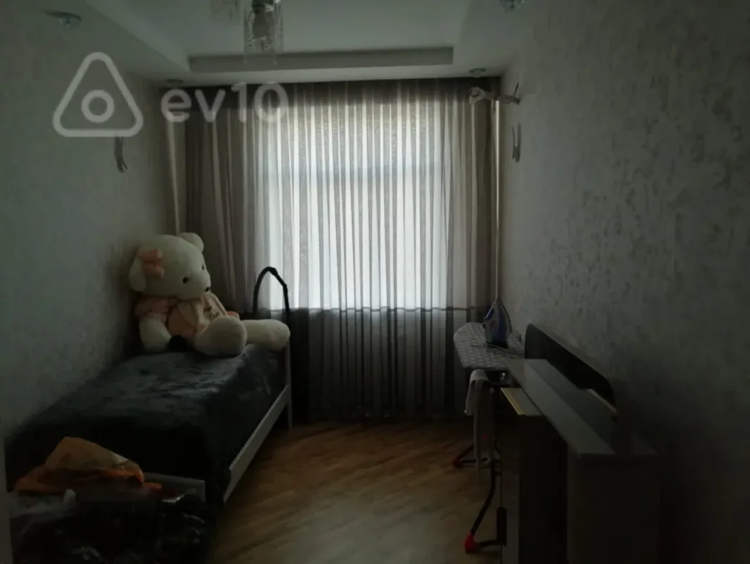 Kirayə verilir 3 otaqlı yeni tikili 105 m²