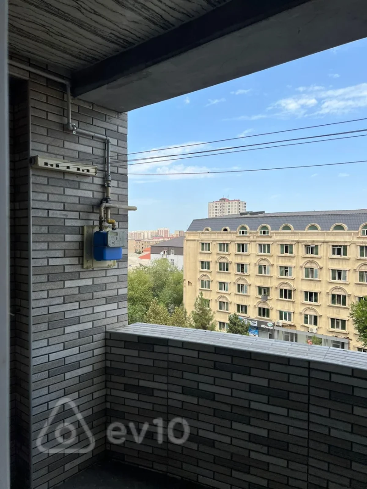 Kirayə verilir 3 otaqlı yeni tikili 105 m²