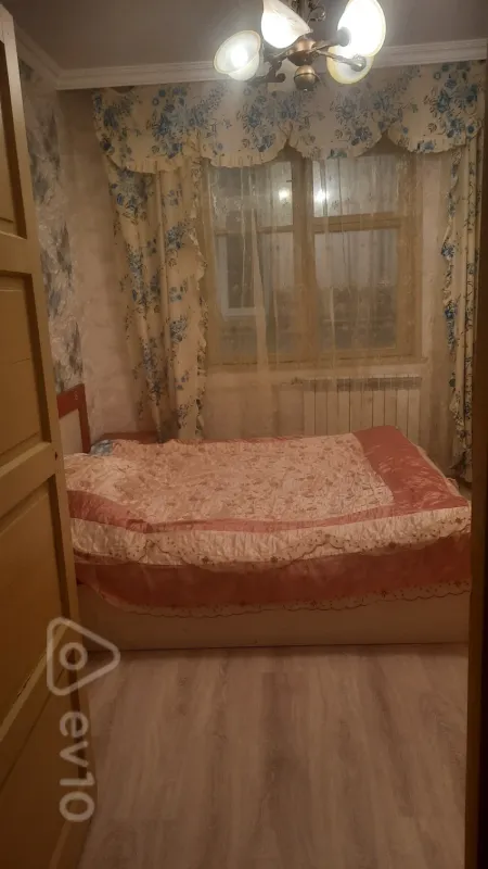 Kirayə verilir 3 otaqlı yeni tikili 70 m²