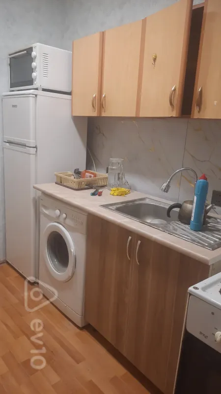 Kirayə verilir 3 otaqlı yeni tikili 70 m²