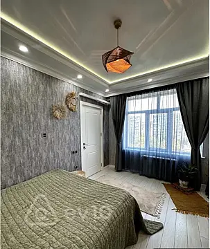 Kirayə verilir 3 otaqlı köhnə tikili 80 m²