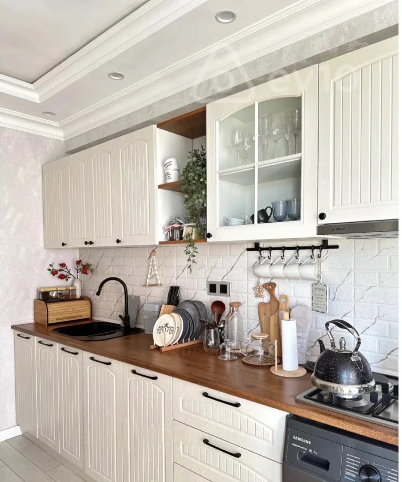 Kirayə verilir 3 otaqlı köhnə tikili 80 m²