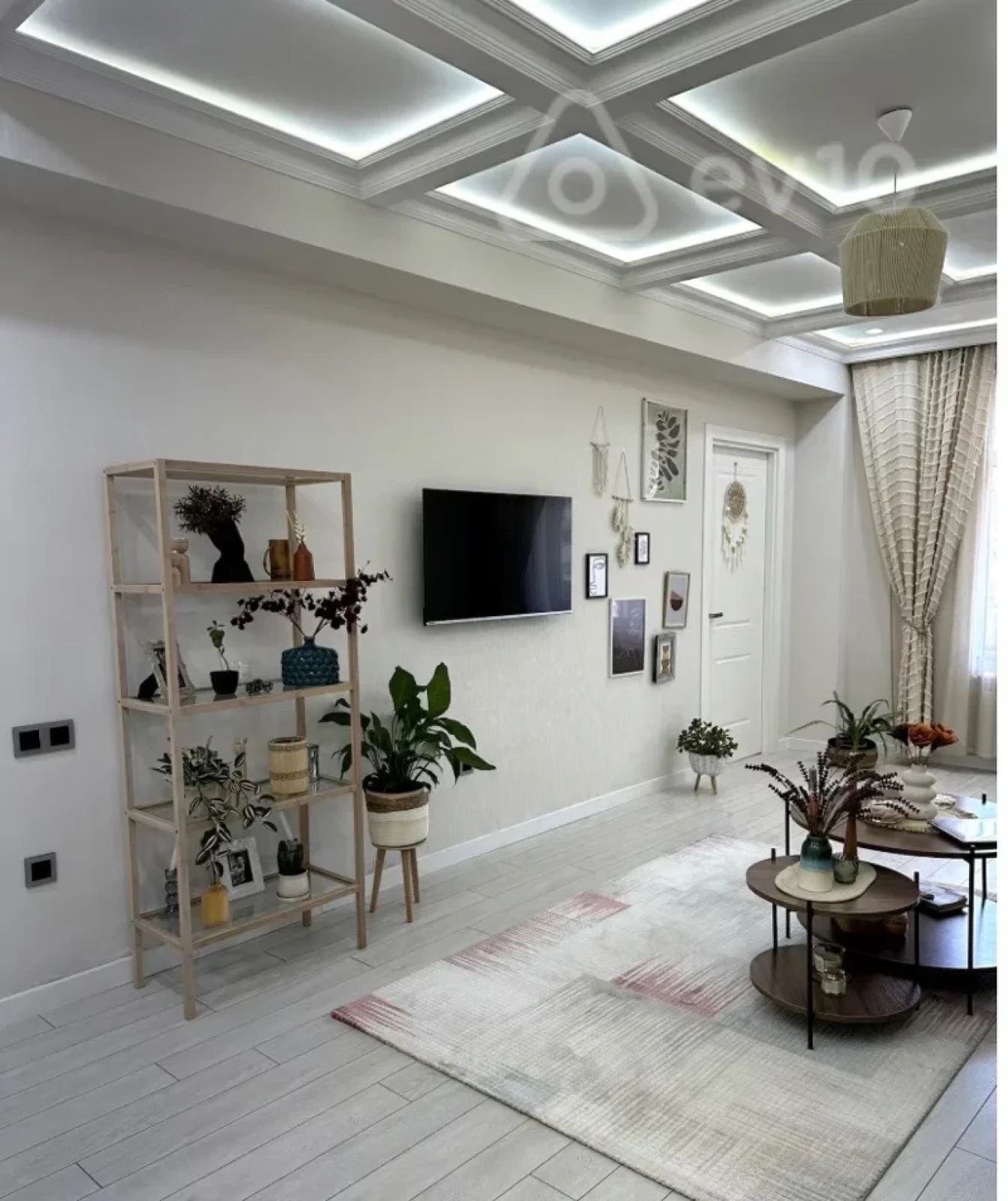 Kirayə verilir 3 otaqlı köhnə tikili 80 m²