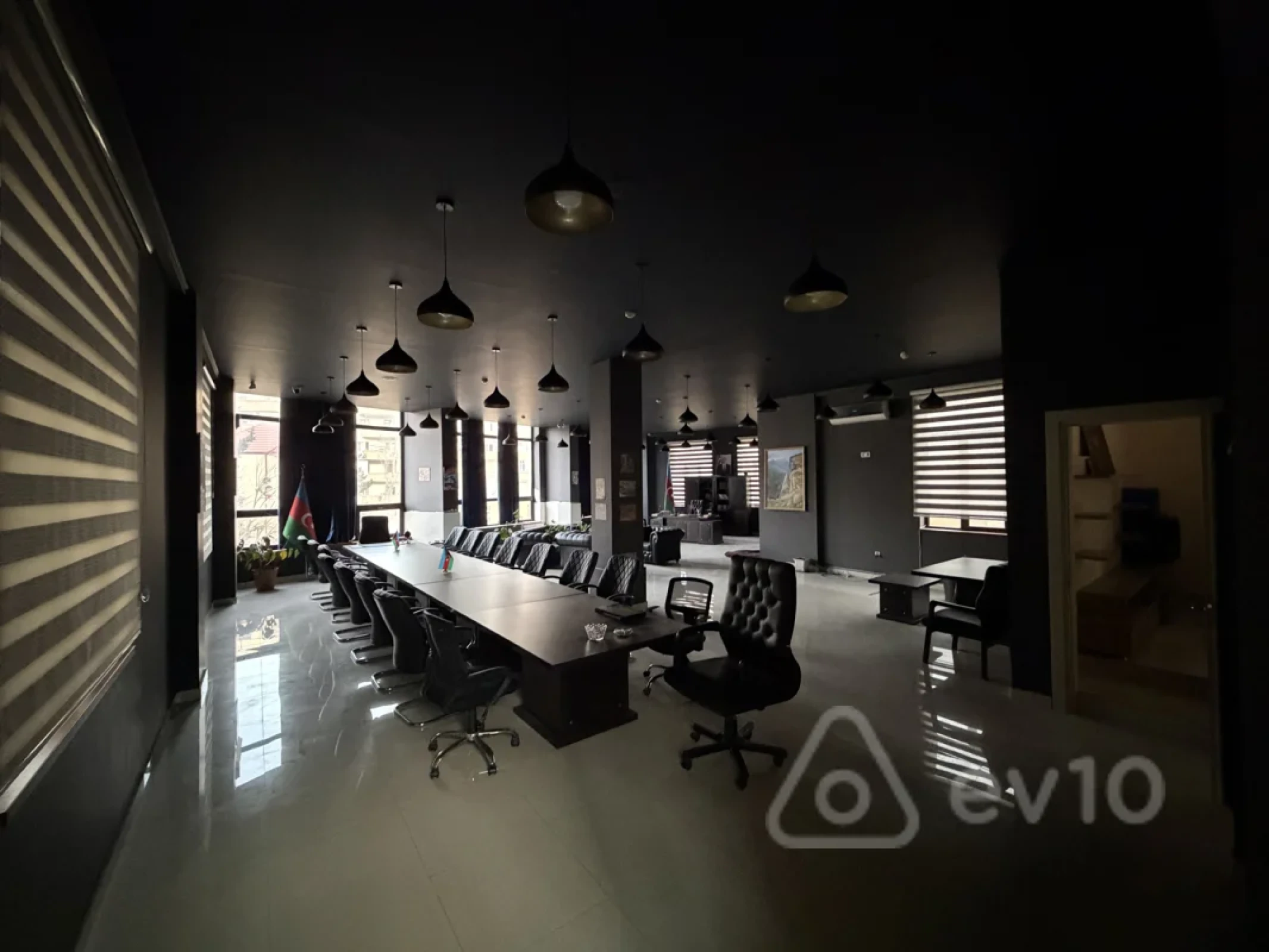 Kirayə verilir mənzil 500 m²