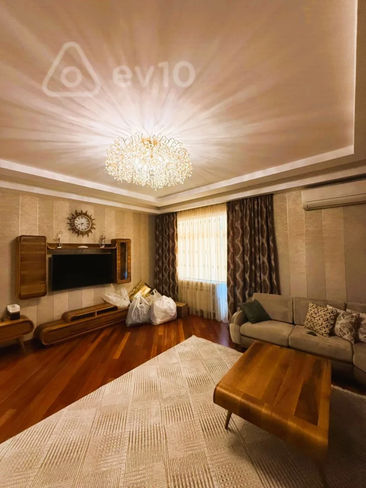 Kirayə verilir 2 otaqlı yeni tikili 65 m²