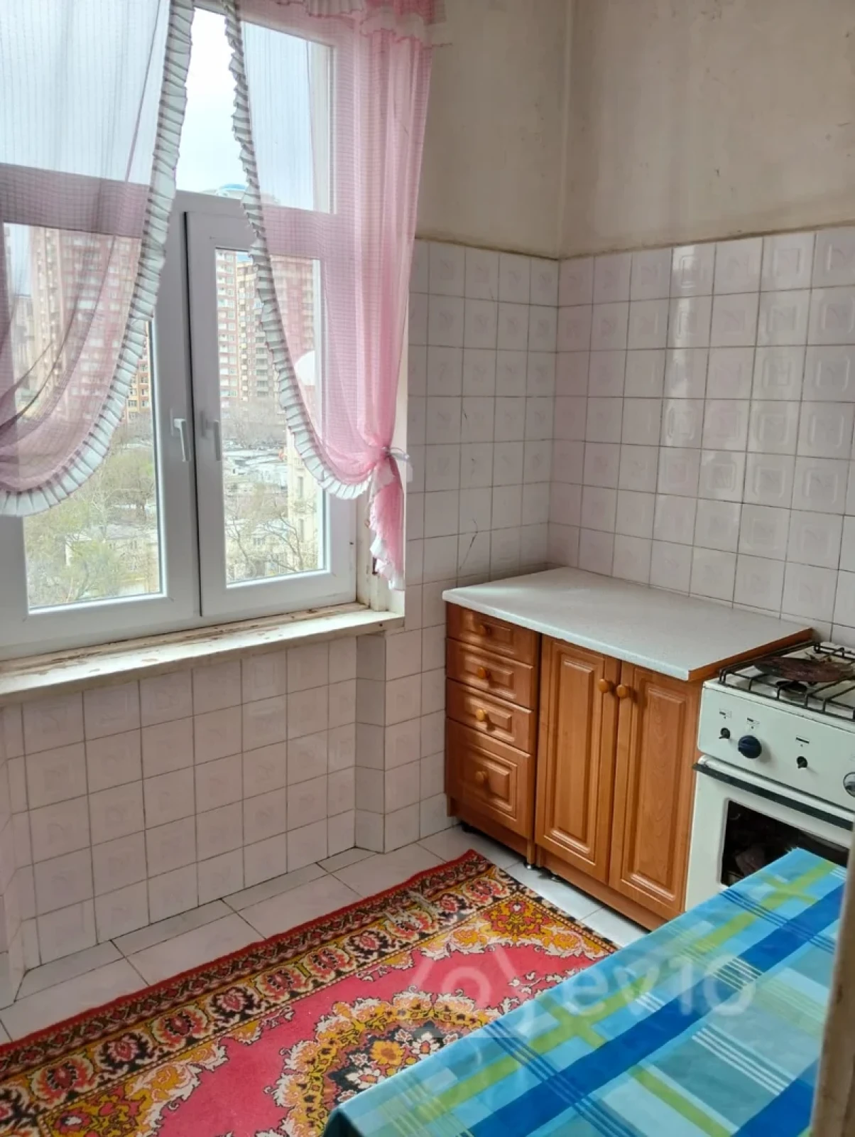 Satılır 2 otaqlı köhnə tikili 40 m²