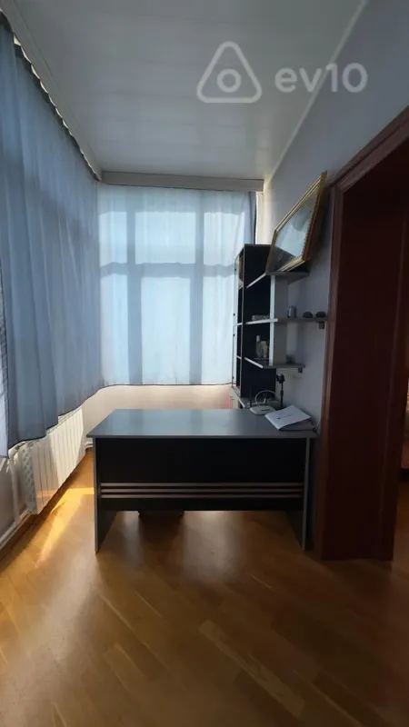 Satılır 4 otaqlı yeni tikili 203 m²