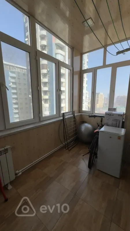 Satılır 4 otaqlı yeni tikili 203 m²