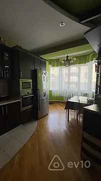 Satılır 4 otaqlı yeni tikili 203 m²