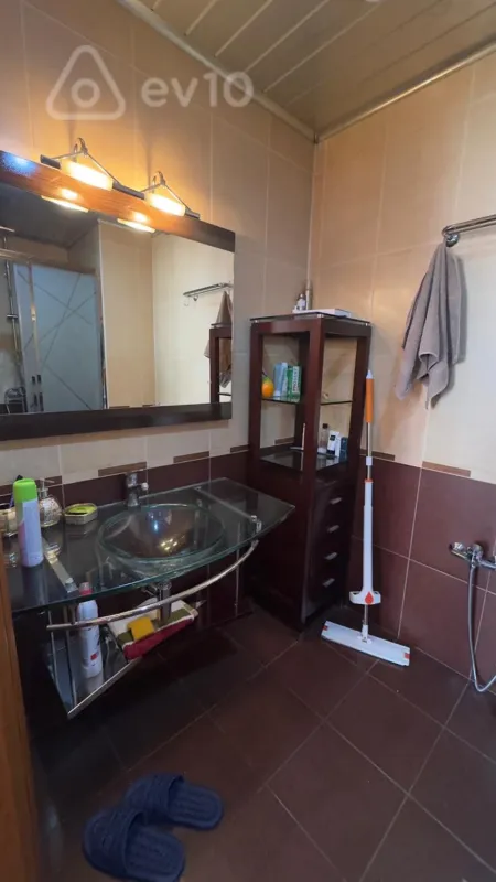 Satılır 4 otaqlı yeni tikili 203 m²