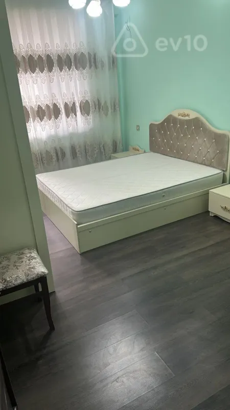 Kirayə verilir 2 otaqlı yeni tikili 60 m²