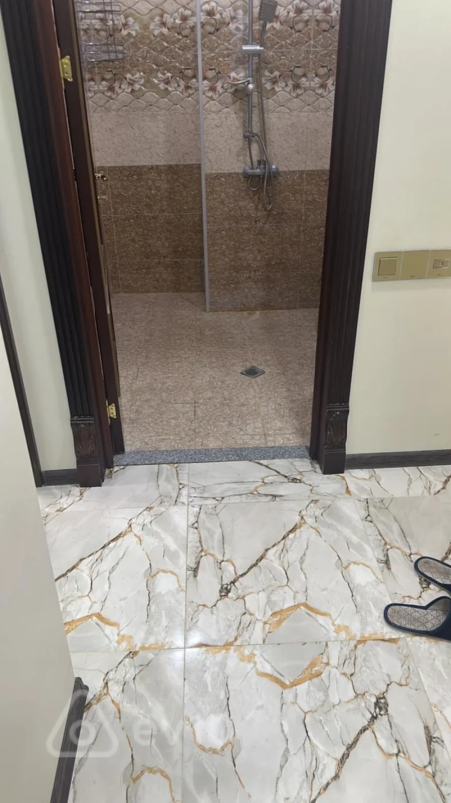 Kirayə verilir 2 otaqlı yeni tikili 60 m²
