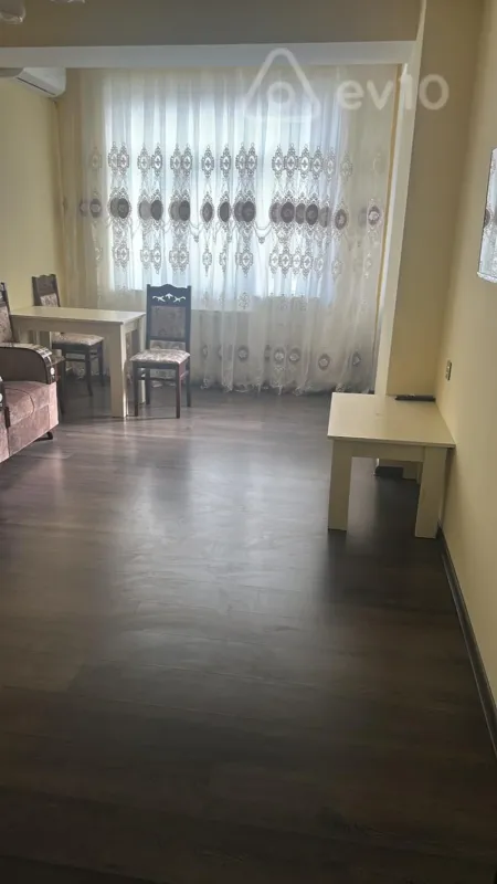 Kirayə verilir 2 otaqlı yeni tikili 60 m²