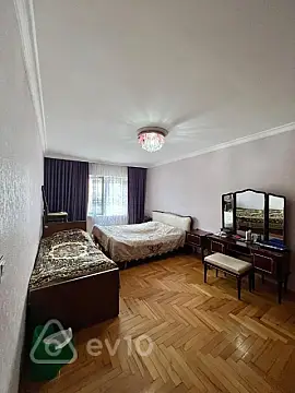 Kirayə verilir 3 otaqlı köhnə tikili 65 m²