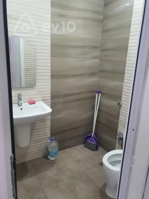 Kirayə verilir mənzil 60 m²