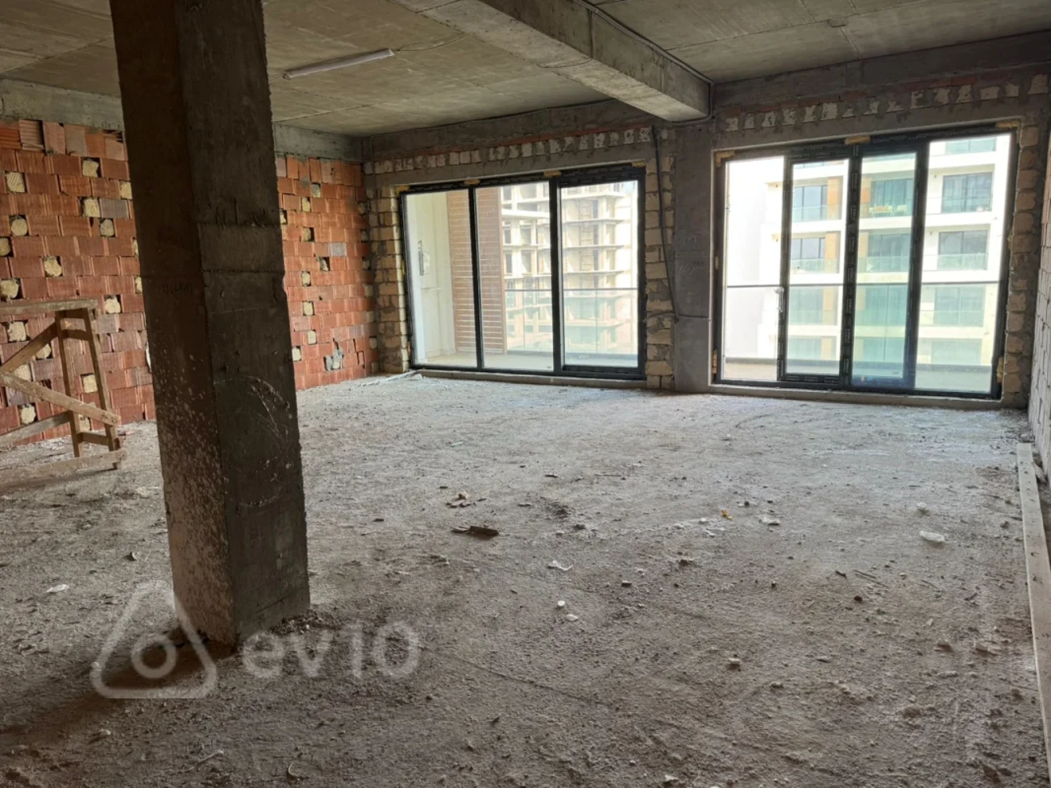Satılır 2 otaqlı yeni tikili 92 m²