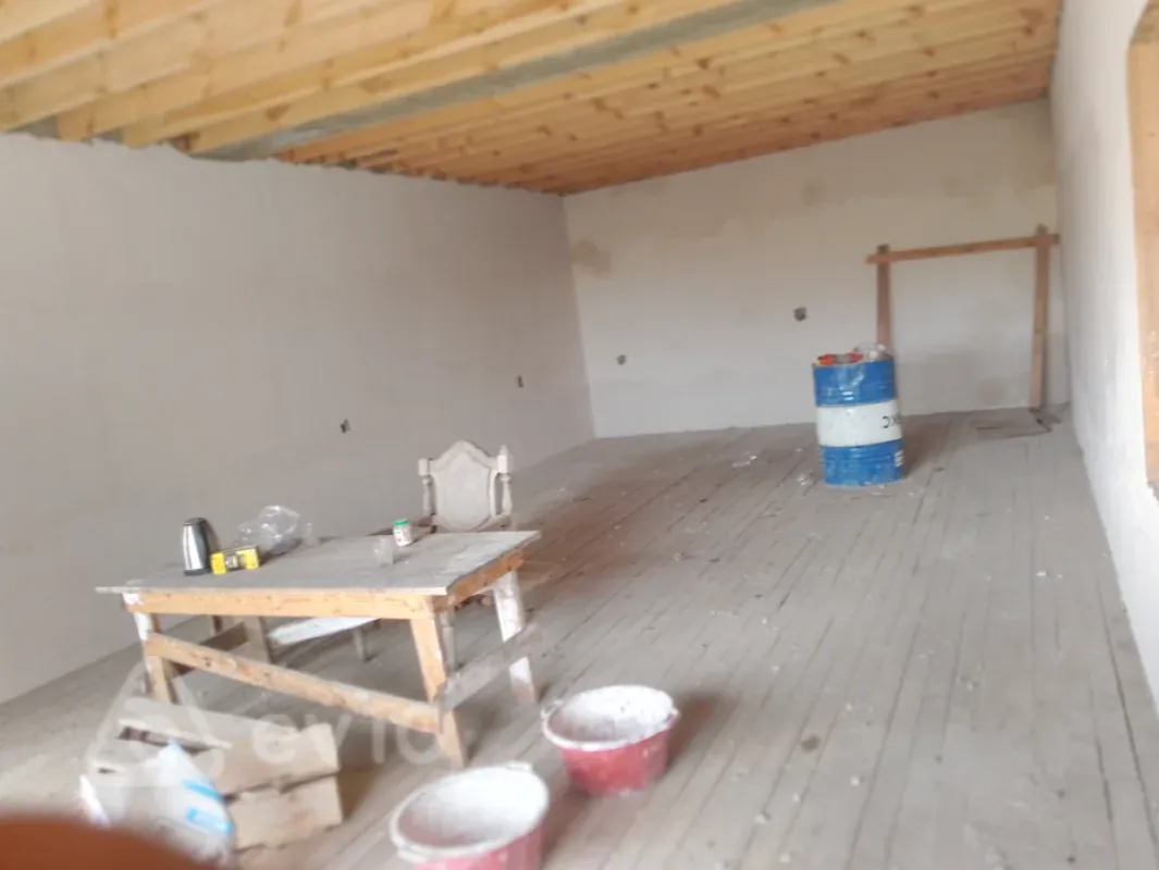 Satılır 4 otaqlı həyət evi 245 m²