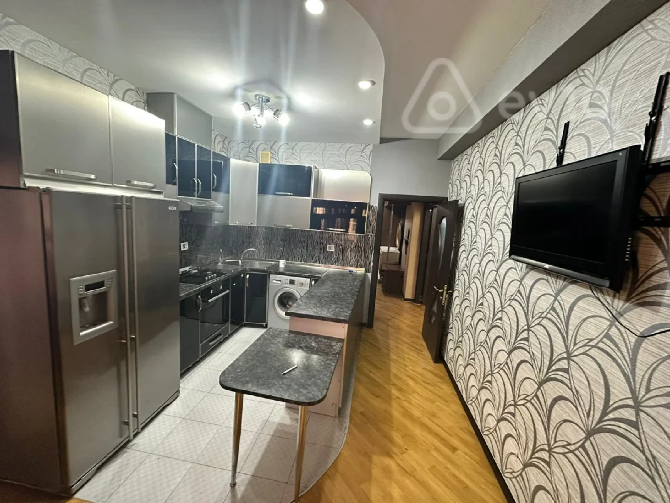 Kirayə verilir 3 otaqlı yeni tikili 105 m²