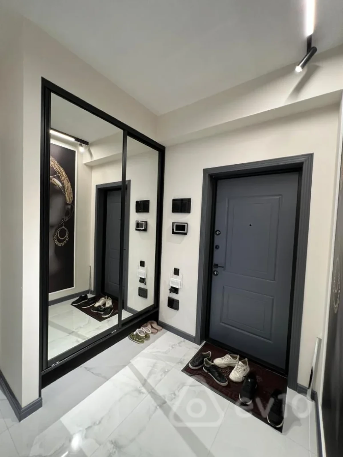 Kirayə verilir 2 otaqlı yeni tikili 86 m²