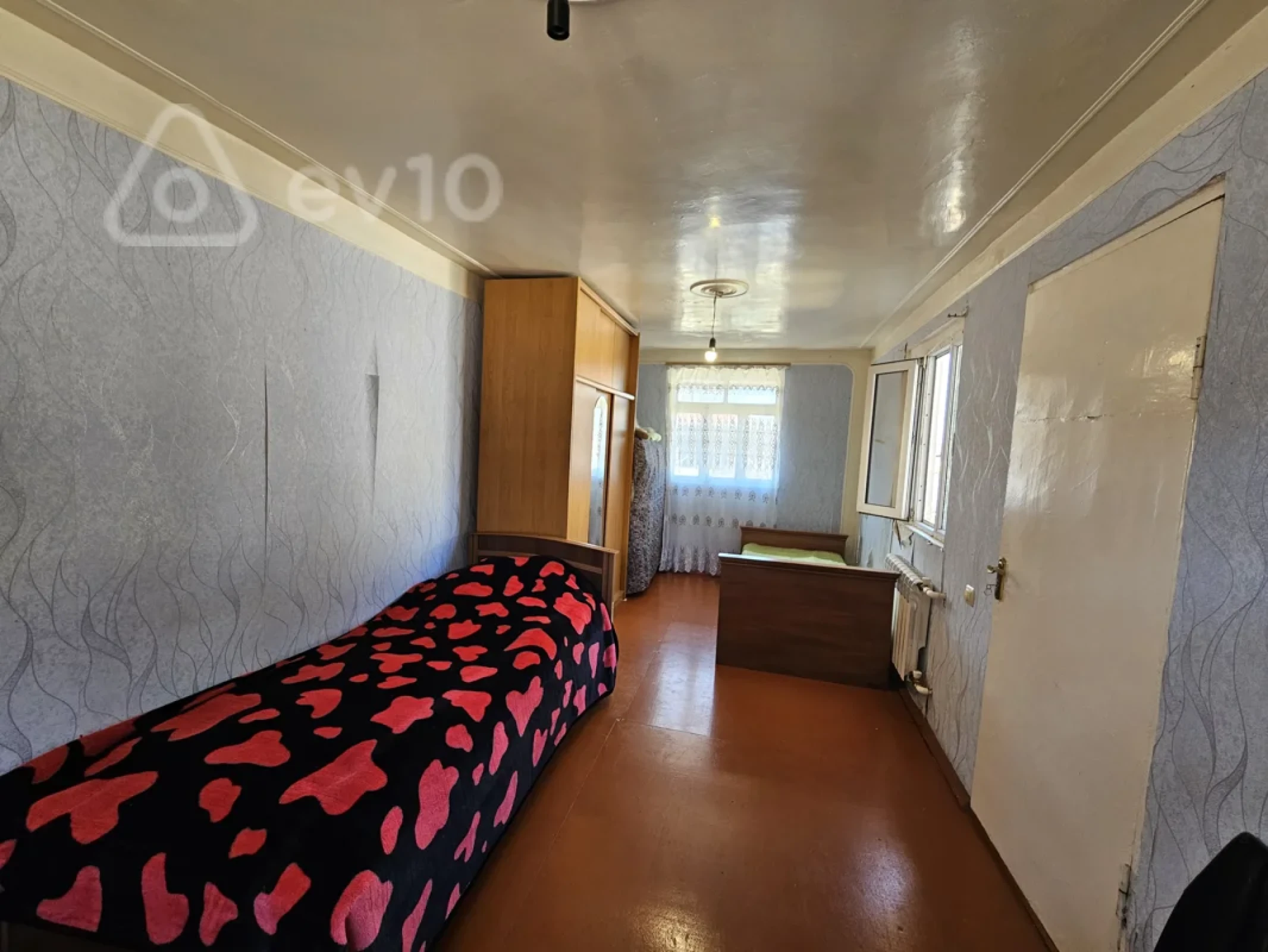 Satılır 3 otaqlı həyət evi 96 m²