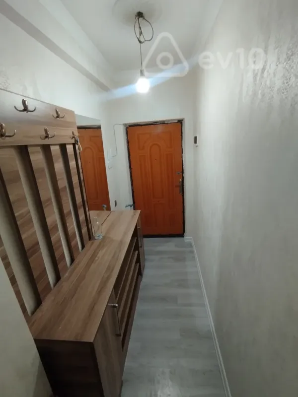 Kirayə verilir 2 otaqlı yeni tikili 45 m²