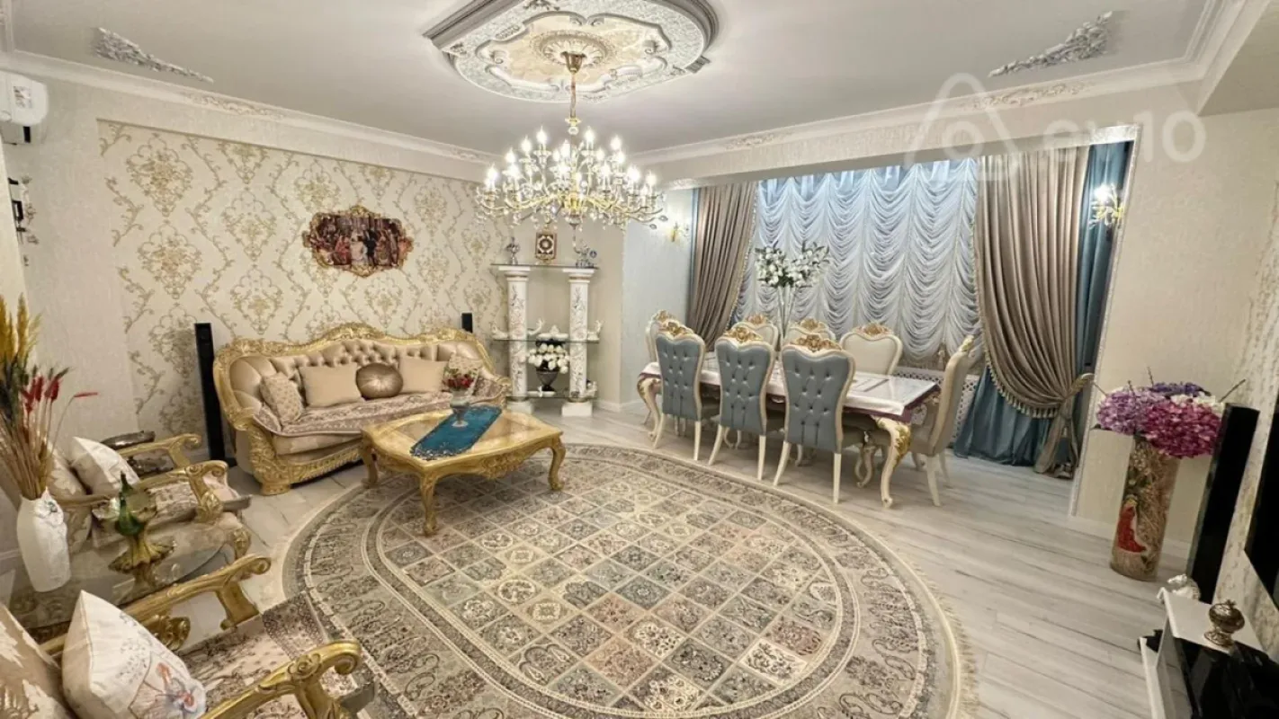 Satılır 4 otaqlı yeni tikili 160 m²