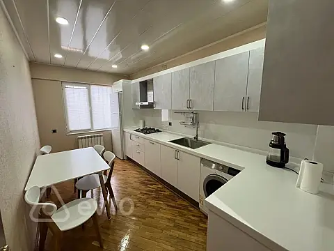 Kirayə verilir 3 otaqlı yeni tikili 100 m²