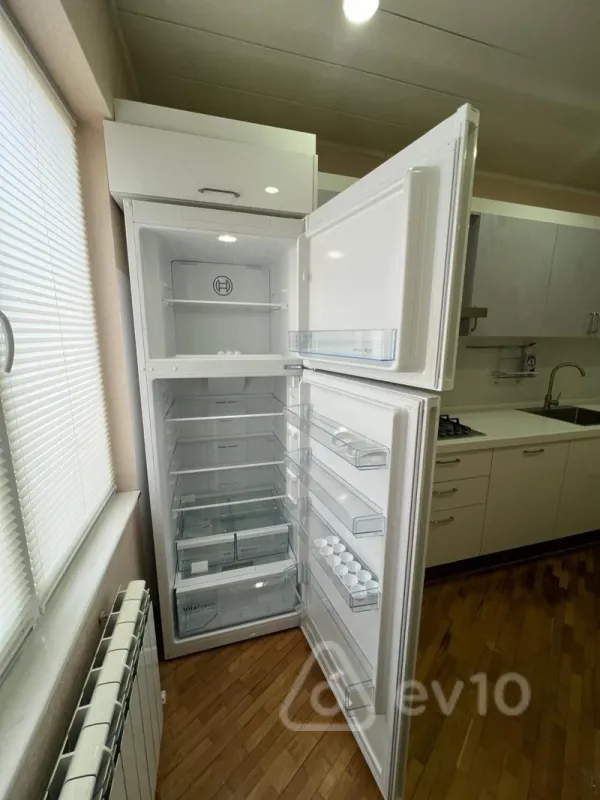 Kirayə verilir 3 otaqlı yeni tikili 100 m²