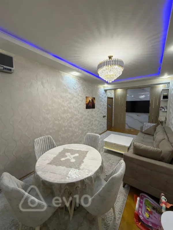 Satılır 2 otaqlı yeni tikili 77.9 m²