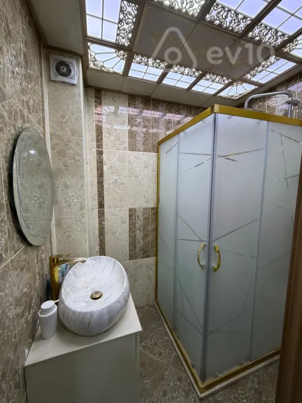 Satılır 2 otaqlı yeni tikili 77.9 m²