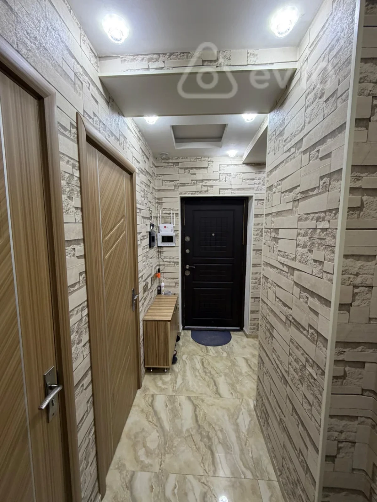 Satılır 2 otaqlı yeni tikili 77.9 m²