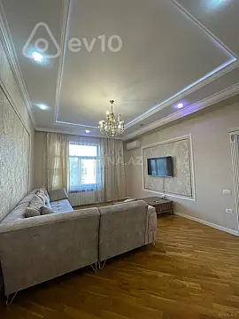 Kirayə verilir 2 otaqlı yeni tikili 85 m²
