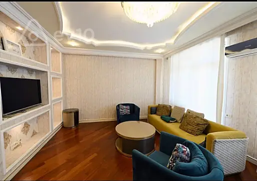 Kirayə verilir 3 otaqlı yeni tikili 140 m² — Bakı, Nərimanov 3 otaq 140.00 m²