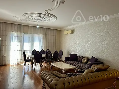 Satılır 5 otaqlı yeni tikili 250 m²