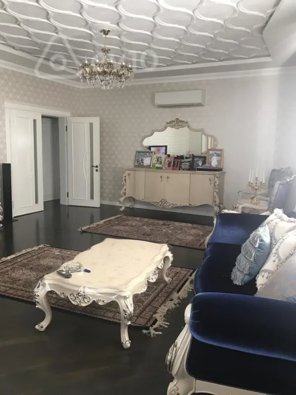 Satılır 3 otaqlı yeni tikili 150 m²