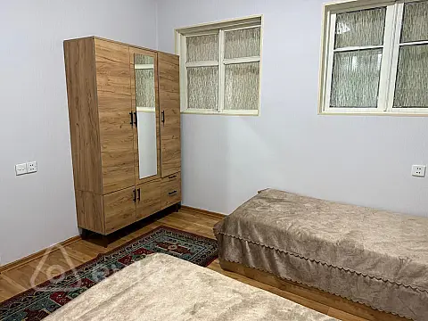 Kirayə verilir 2 otaqlı həyət evi 80 m²