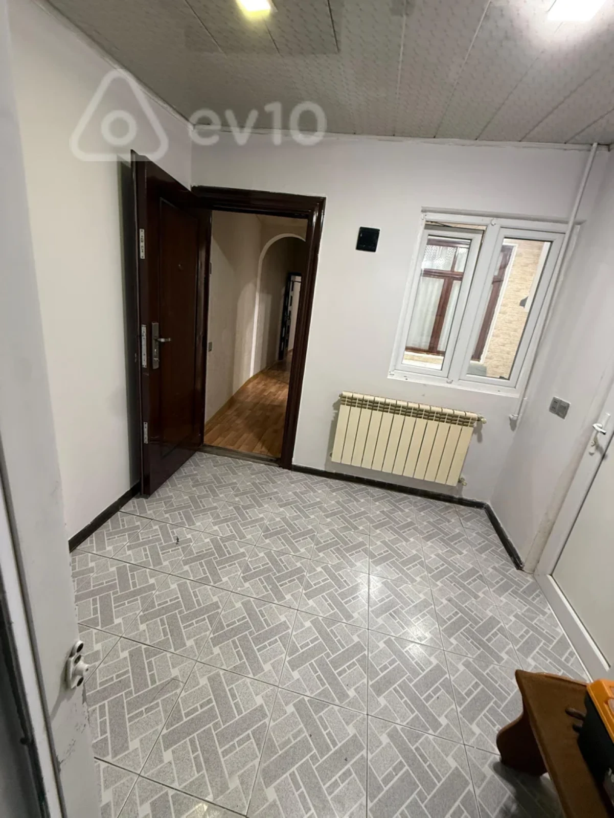 Kirayə verilir 2 otaqlı həyət evi 80 m²