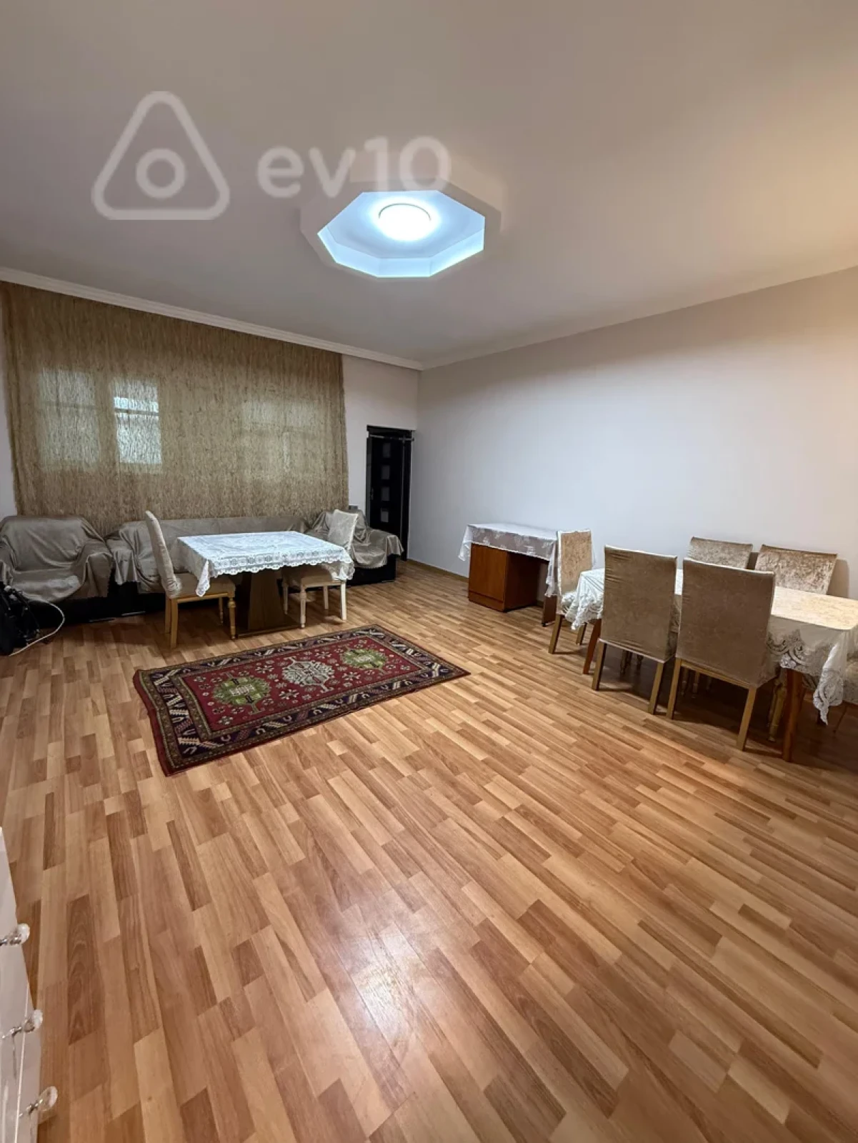 Kirayə verilir 2 otaqlı həyət evi 80 m²
