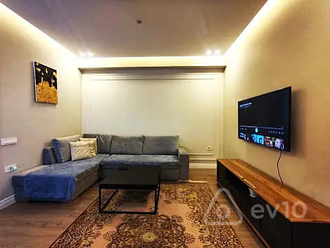Kirayə verilir 2 otaqlı yeni tikili 70 m²