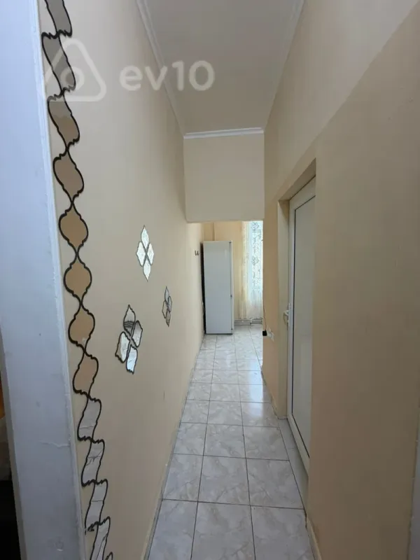 Kirayə verilir 1 otaqlı köhnə tikili 40 m²