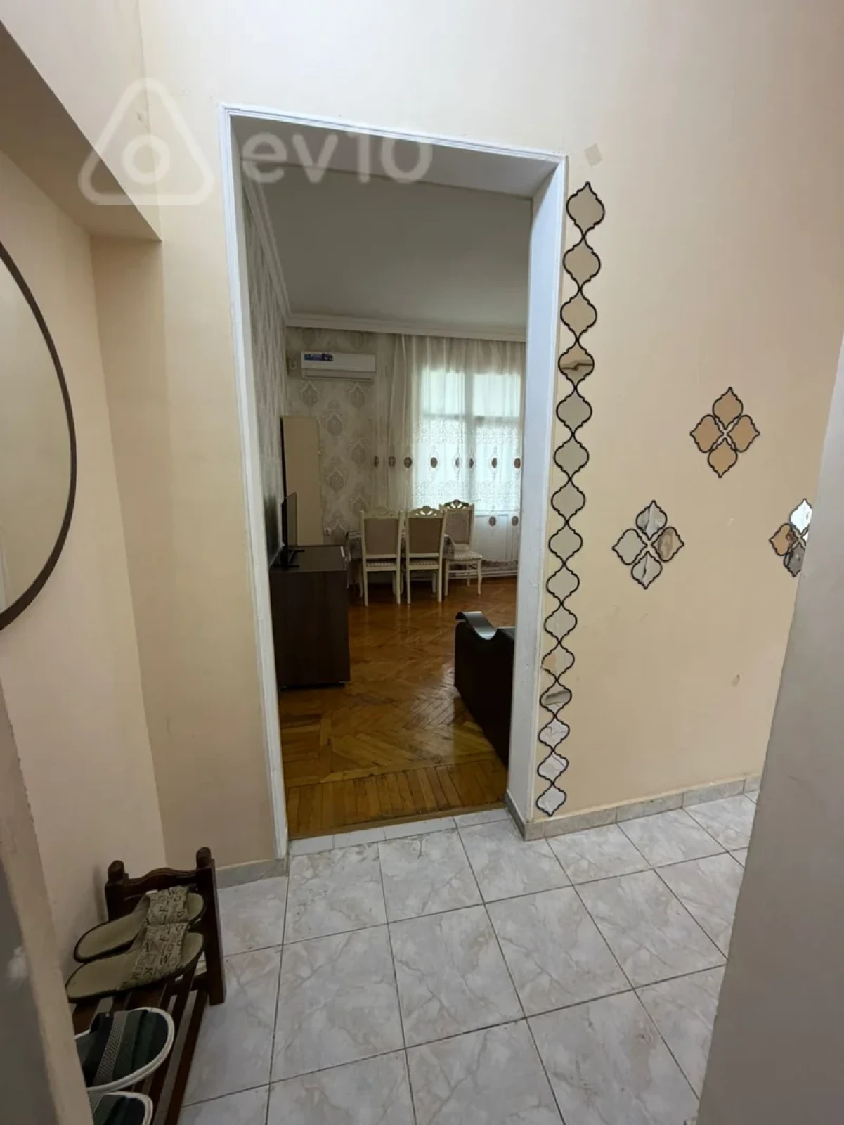 Kirayə verilir 1 otaqlı köhnə tikili 40 m²